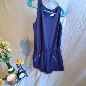 Navy romper Open back Sleeveless button neck size Large